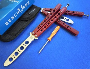 Benchmade蝴蝶BM40练习甩刀(红柄）