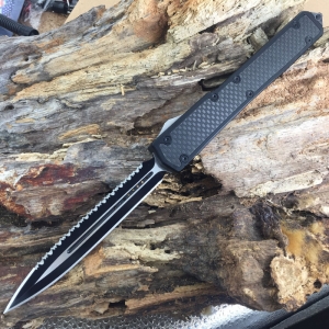 Microtech 美国微技术 Makora II 106-1 圣蚂蚁II代 碳纤维柄 双刃边锯 黑剑蚁