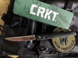 哥伦比亚河CRKT7096  首席执行官